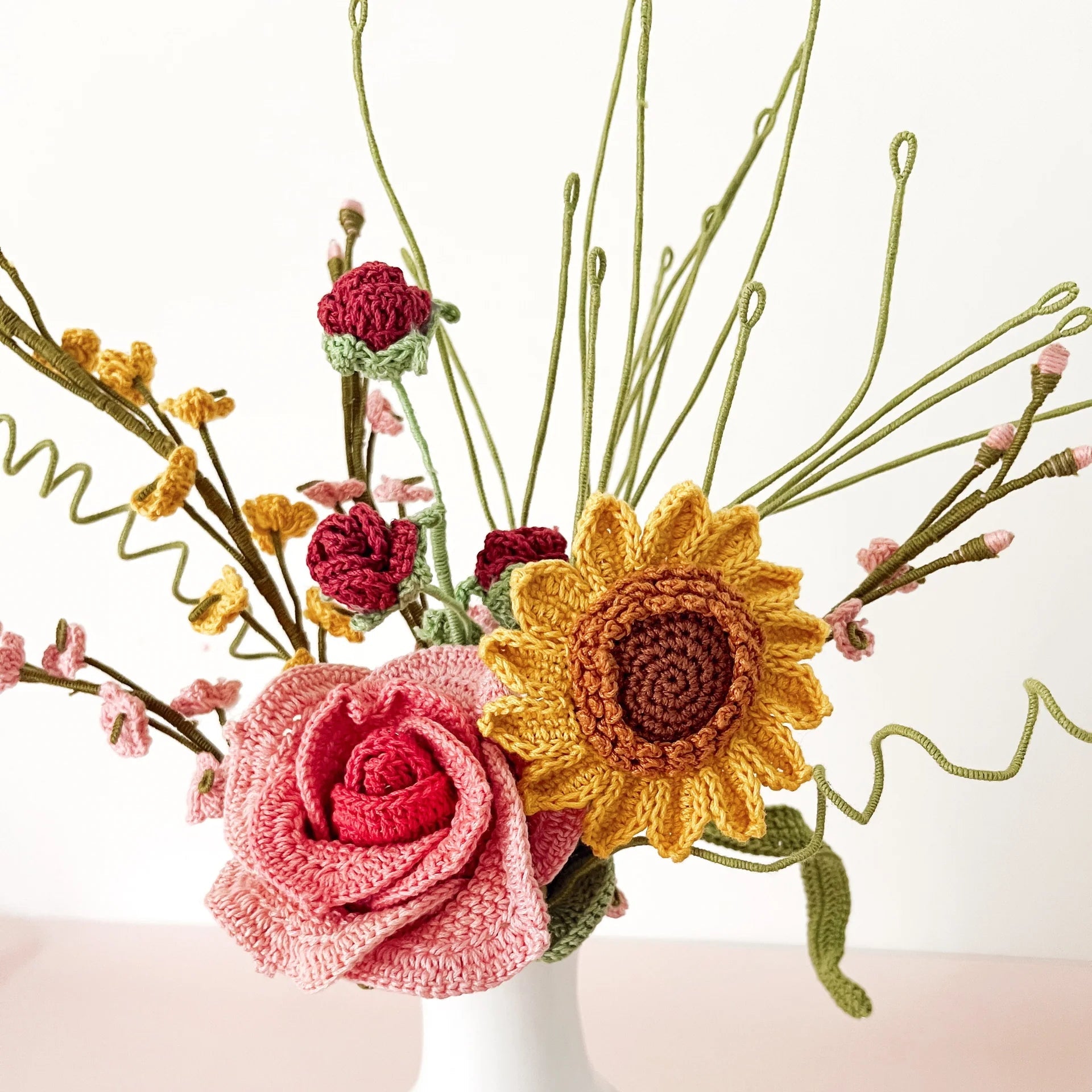 Crochet Timeless Garden - multicolour