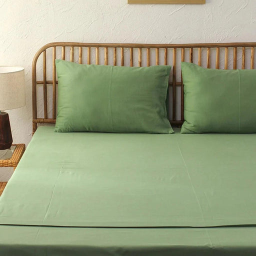 Buy Bedsheets - Solid Green Bedsheet with Pillow Cover by House this on IKIRU online store