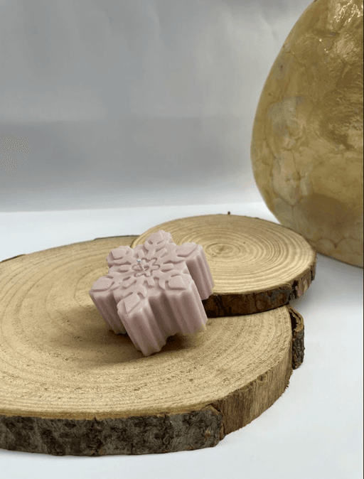 Buy Candle - Snowflakes Candle by Rosee on IKIRU online store