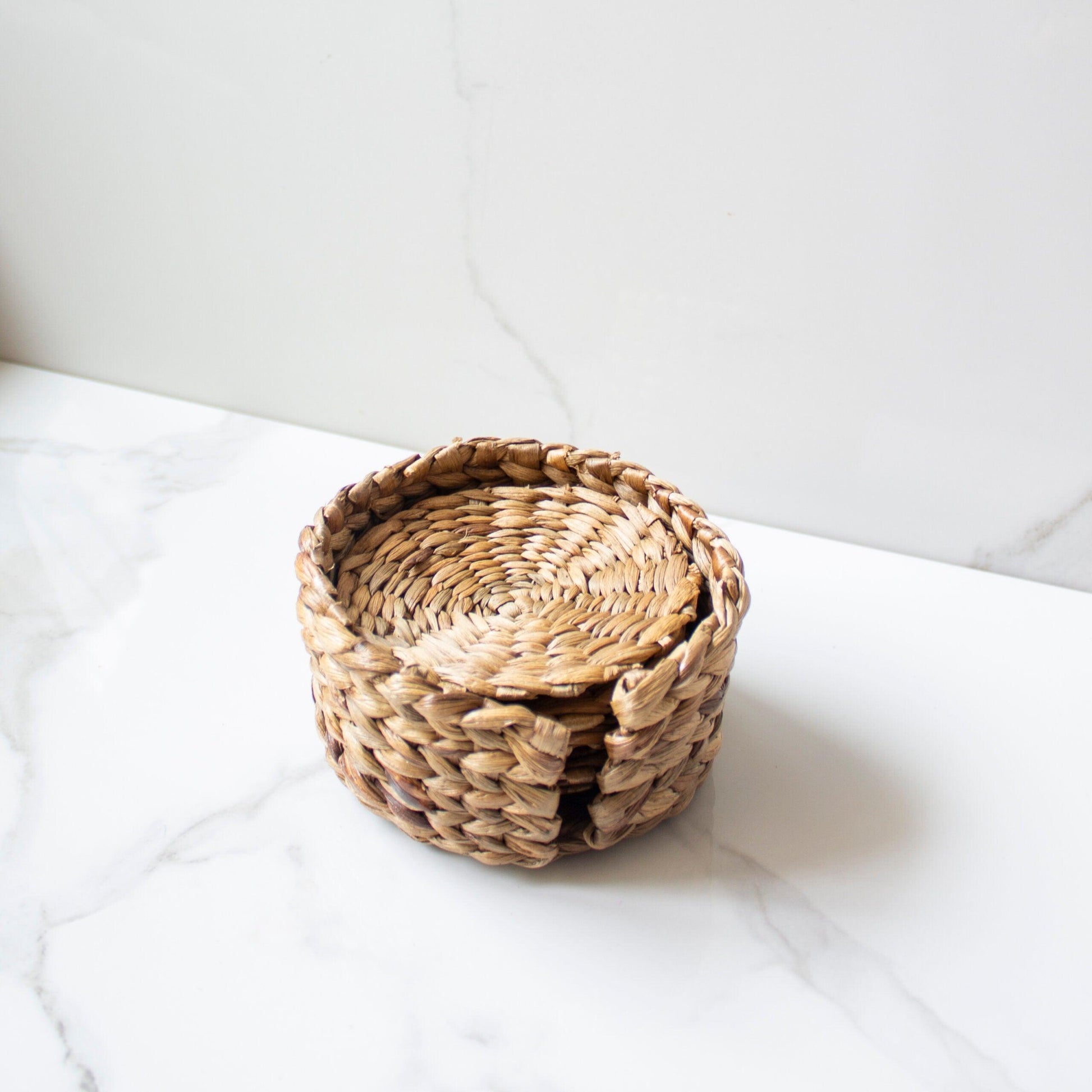 Buy Coaster - Sabai Grass Weaver Table Coasters For Tea Cups and Mugs Set of 6 Coasters with a Holder by Byora Homes on IKIRU online store